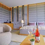 Sarezya Luxury Boutique Çeşme