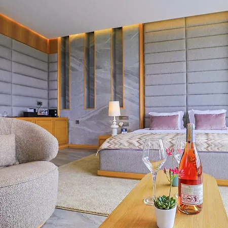 Sarezya Luxury Boutique Cesme