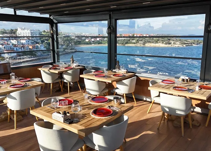 Sa'rezya Szálloda Çeşme